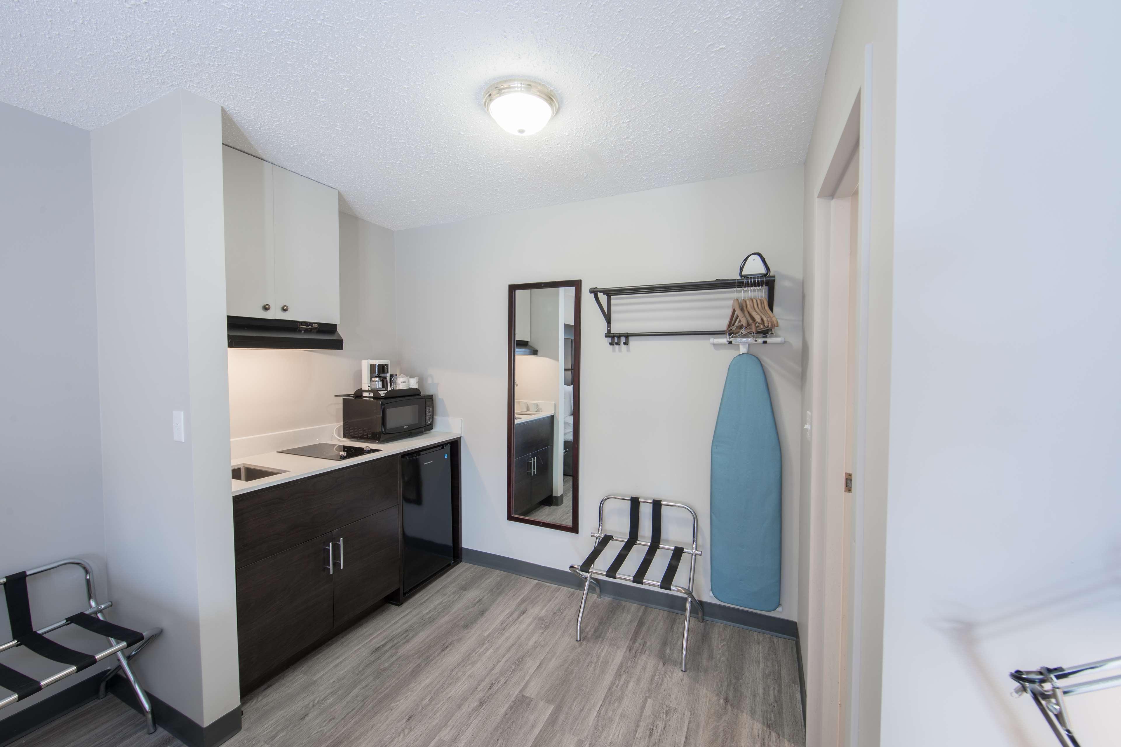 Surestay Hotel By Best Western Castlegar Exterior foto