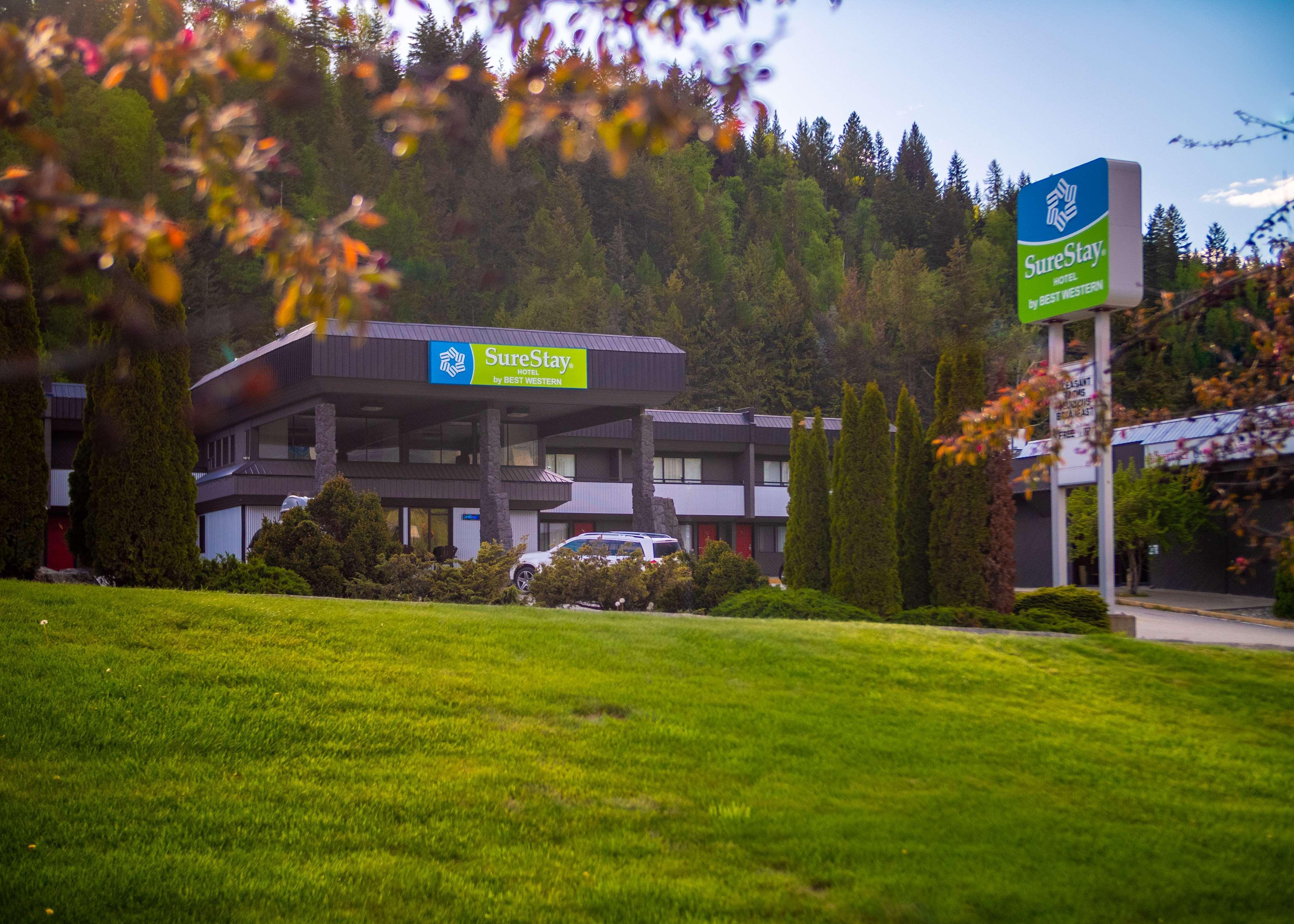 Surestay Hotel By Best Western Castlegar Exterior foto